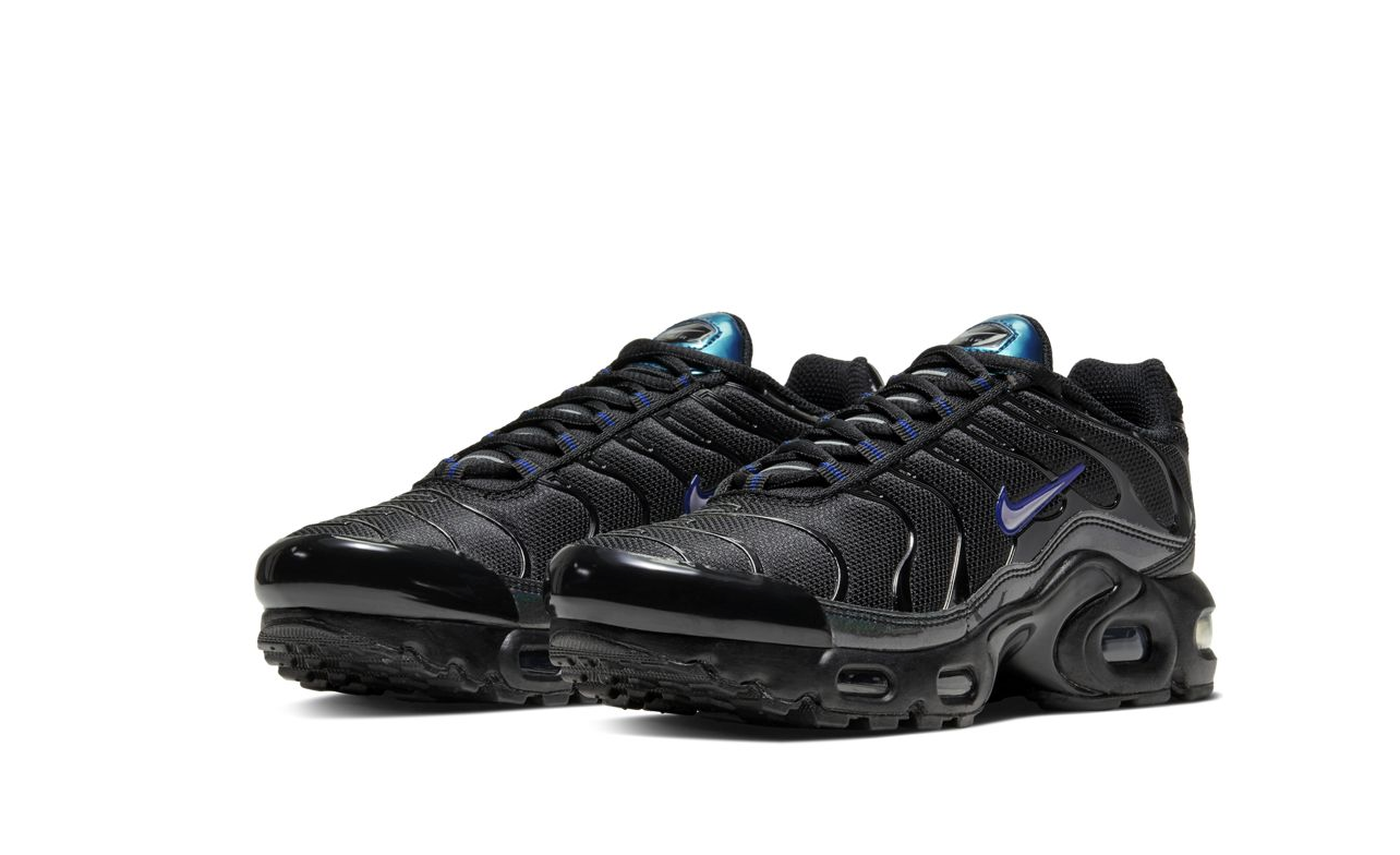 nike tuned 1 junior